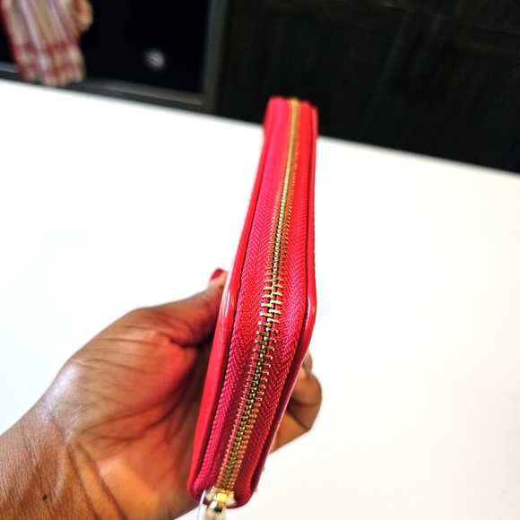 David Jones Red Zip Around Wallet - Picture 3 of 7